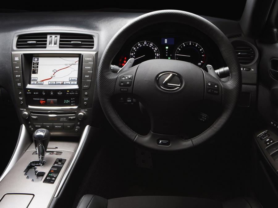 Lexus IS250 F-Sport 2010 года  (UK) (фото 21 из 29)